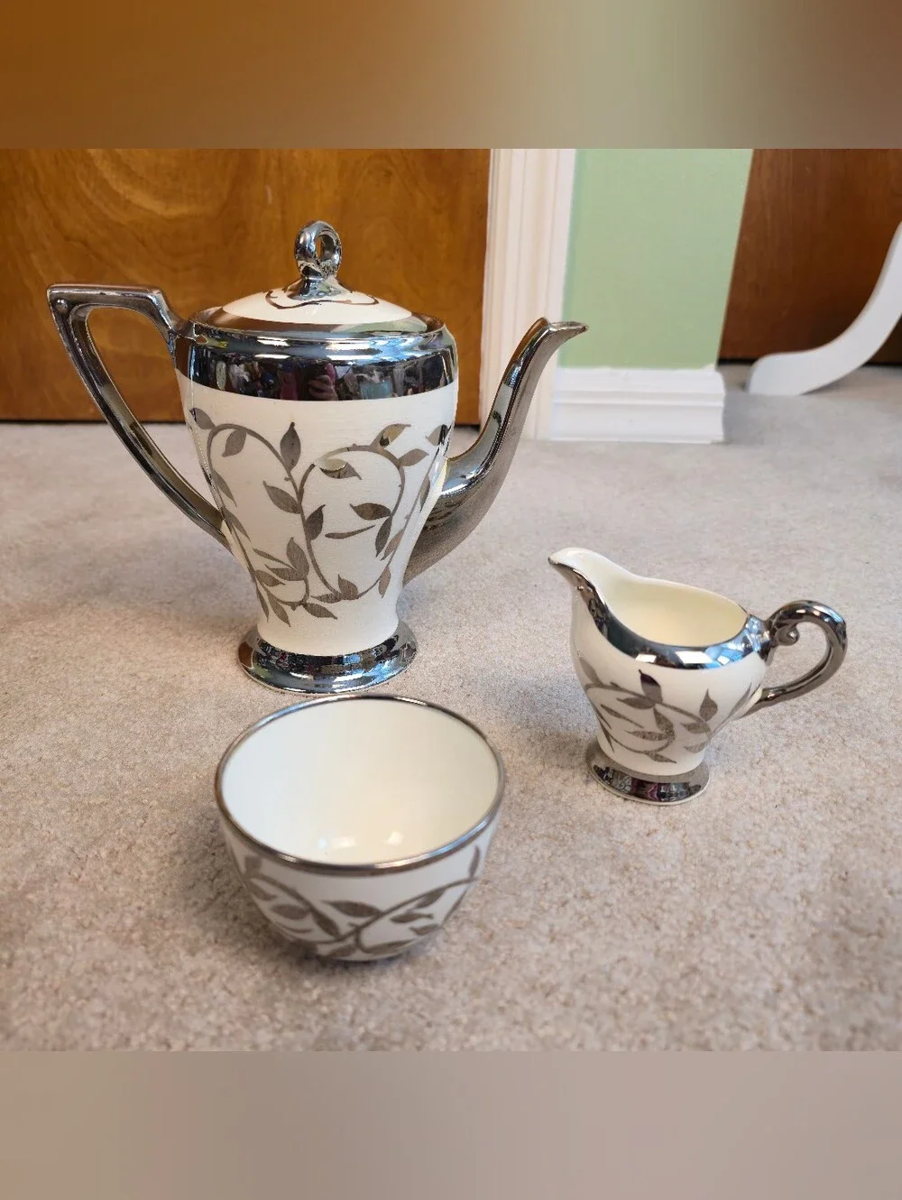 Vintage 3-piece tea service set 